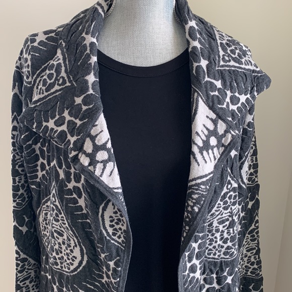 NWOT. Alison Sheri cardigan - Picture 1 of 10